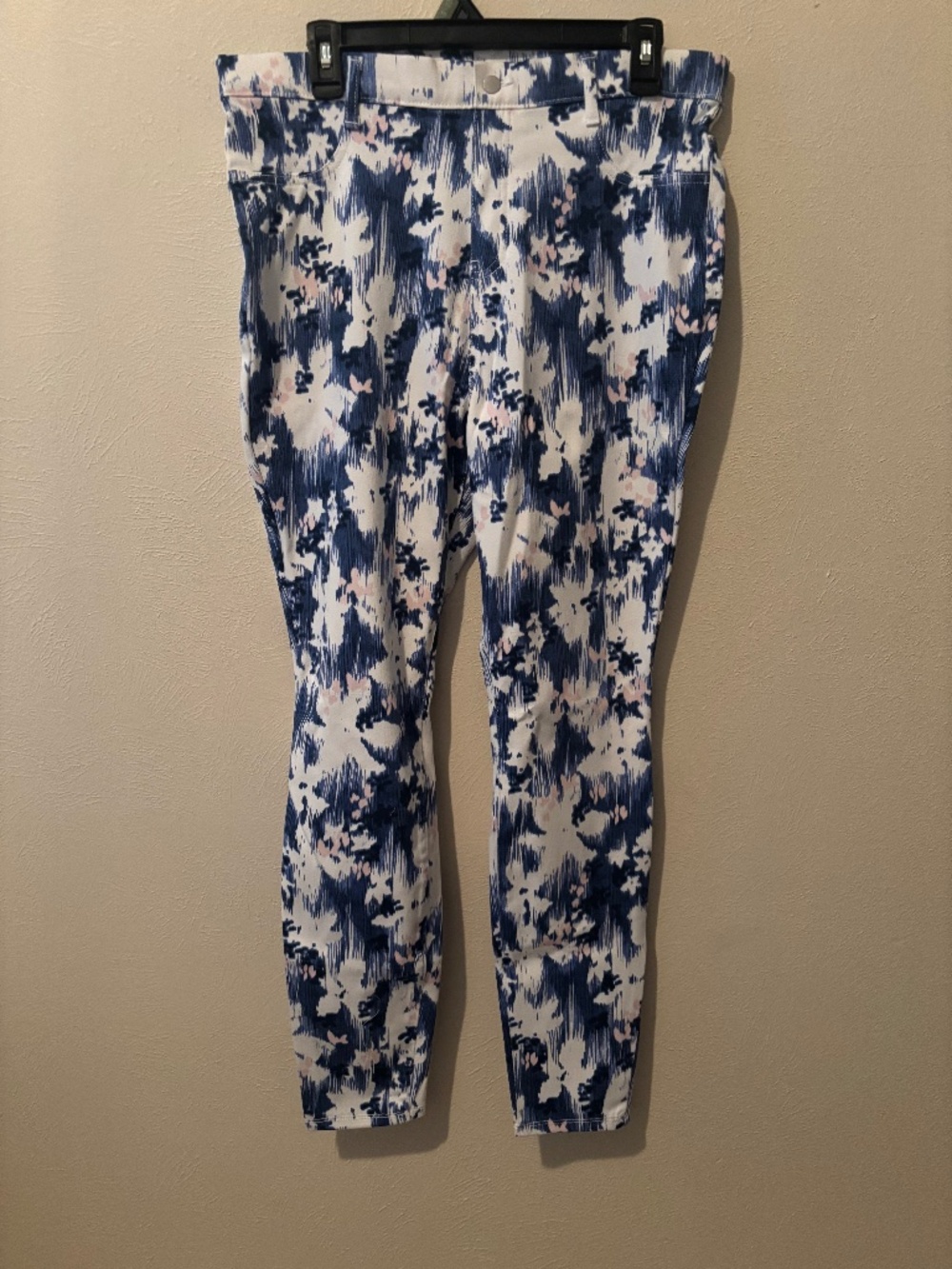 Time and Tru Women's Multi Color Fitted Stretch Jegging - Size XL